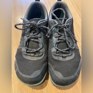 Xero shoes scrambler size 10.5